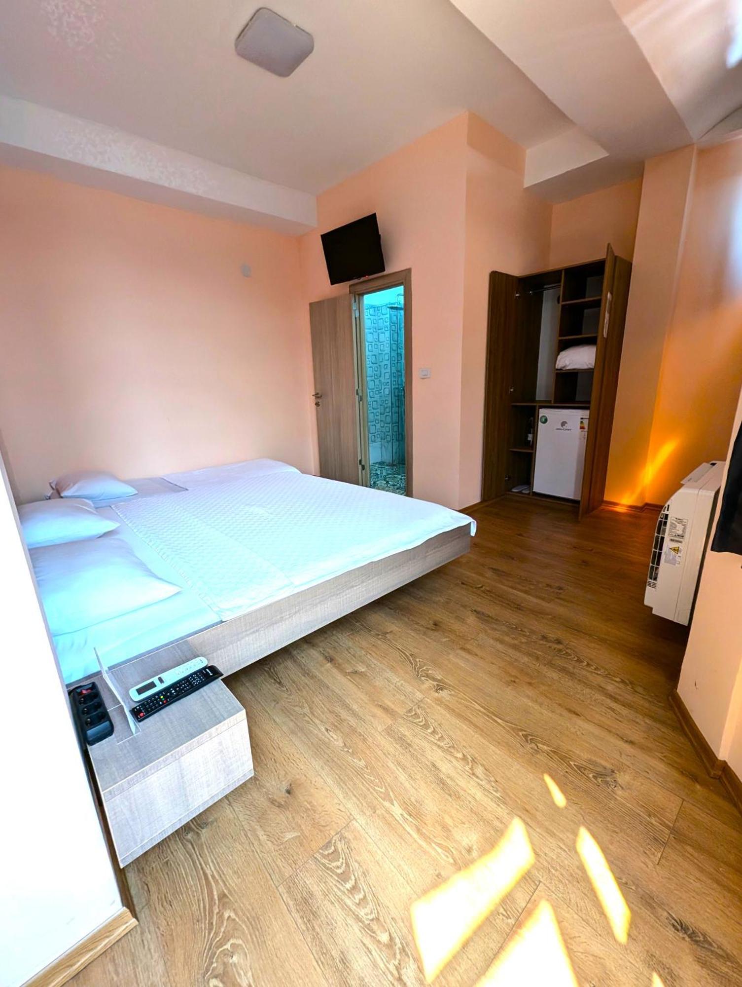 Easy Apartments Kumanovo Bagian luar foto